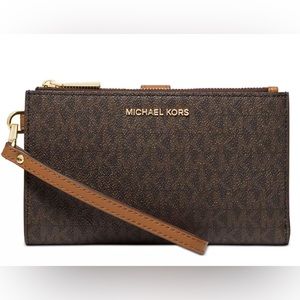 *BRAND NEW* Michael Kors - Signature Jet Set Double-Zip Wristlet